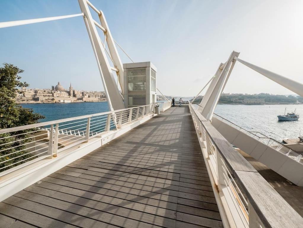 Marvellous Apartment With Valletta And Harbour Views Слима Экстерьер фото